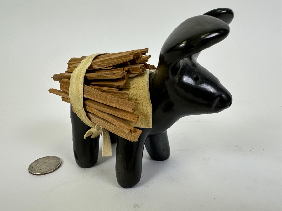 Santa Clara Pueblo Black Pottery Figurine Signed Jane and Starr 5W X 4H [Photo 3]