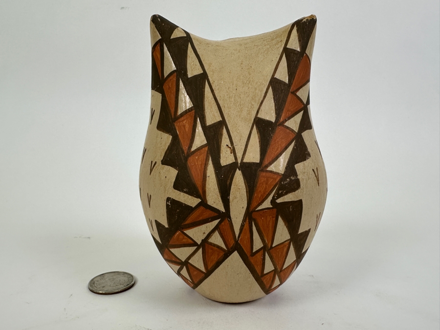Mary E. Toya (1934-1990) Jemez Pueblo Owl Pottery Figurine 5H [Photo 4]