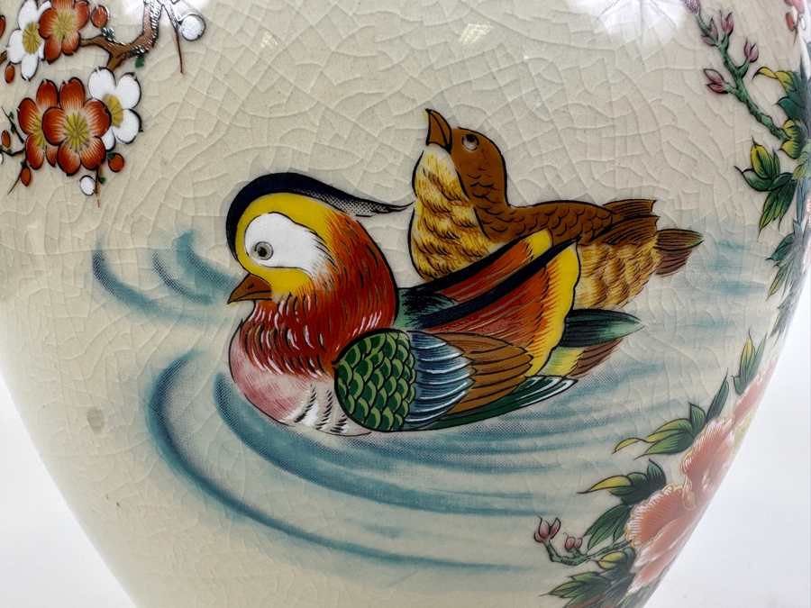 Japanese Kutani Porcelain Jar Vase 8H [Photo 3]