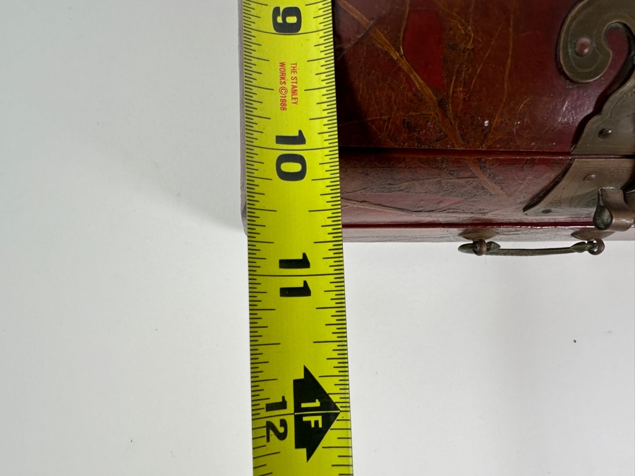 JUST ADDED - Vintage Chinese Lacquered Jewelry Box With Applied Dried Flowers 8.75W X 10D X 5H [Photo 16]