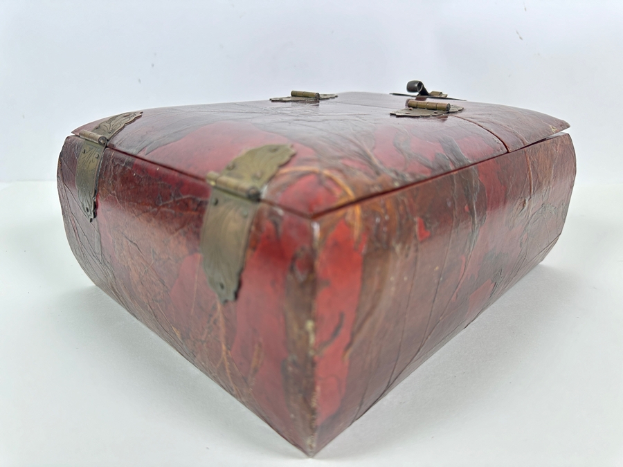 JUST ADDED - Vintage Chinese Lacquered Jewelry Box With Applied Dried Flowers 8.75W X 10D X 5H [Photo 12]