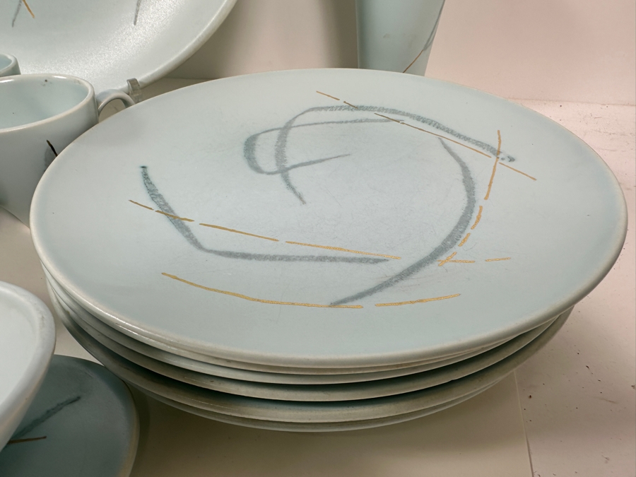 JUST ADDED - Russel Wright by Knowles Mid Century Modern Dishware Approximate Service for 7 [Photo 7]
