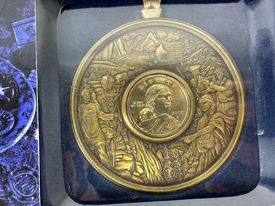 JUST ADDED - Hallmark American Spirit Collection of US Mint Holiday Christmas Ornaments [Photo 4]