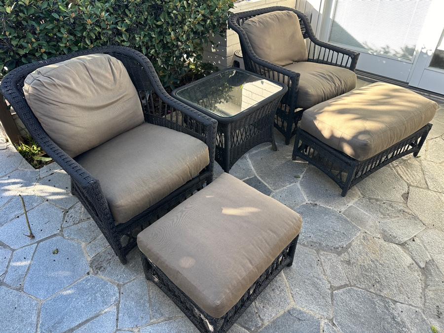 Outdoor Furniture Set With Pair Of Armchairs With Ottomans And Glass Top Side Table By Lane Venture [Photo 29]