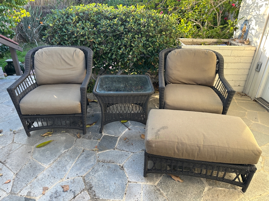 Outdoor Furniture Set With Pair Of Armchairs With Ottomans And Glass Top Side Table By Lane Venture [Photo 6]