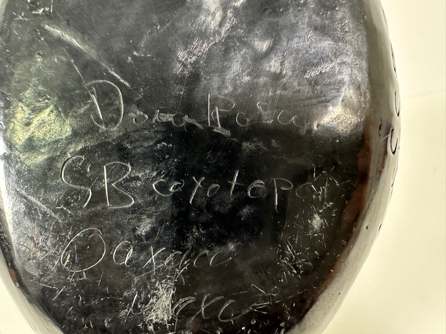 Barro Negro Pottery From Oaxaca Mexico Signed Dona Rosa 8.5W X 4H [Photo 8]