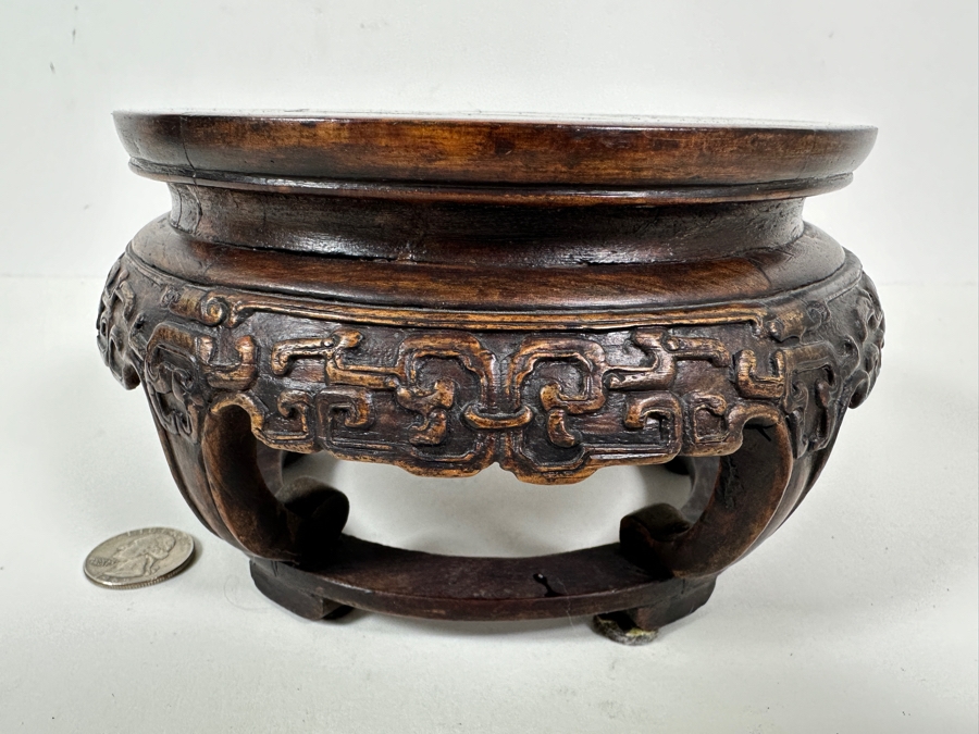 Vintage Asian Carved Wooden Stand 6.5W X 3.75H [Photo 2]