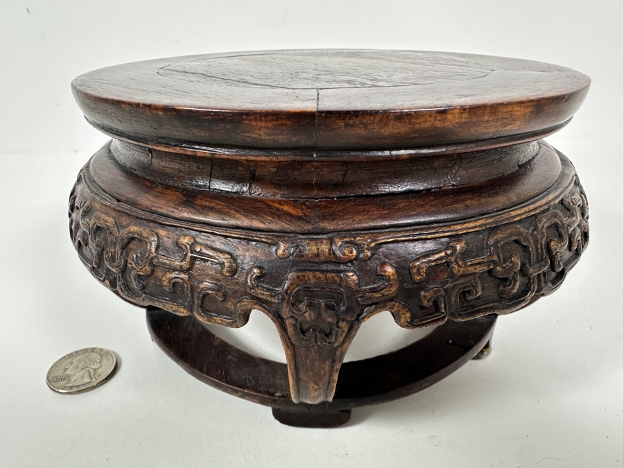 Vintage Asian Carved Wooden Stand 6.5W X 3.75H [Photo 7]