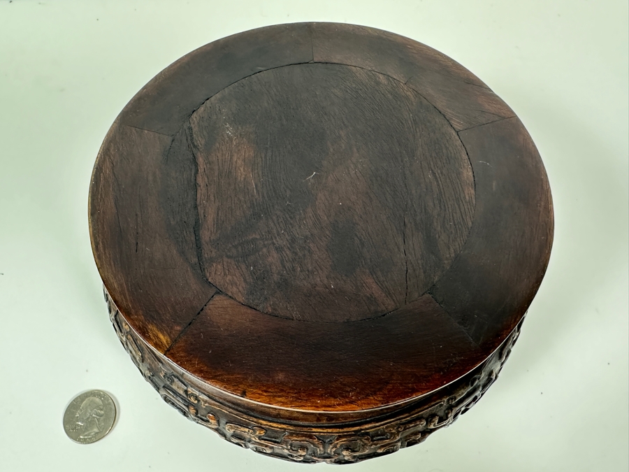 Vintage Asian Carved Wooden Stand 6.5W X 3.75H [Photo 4]