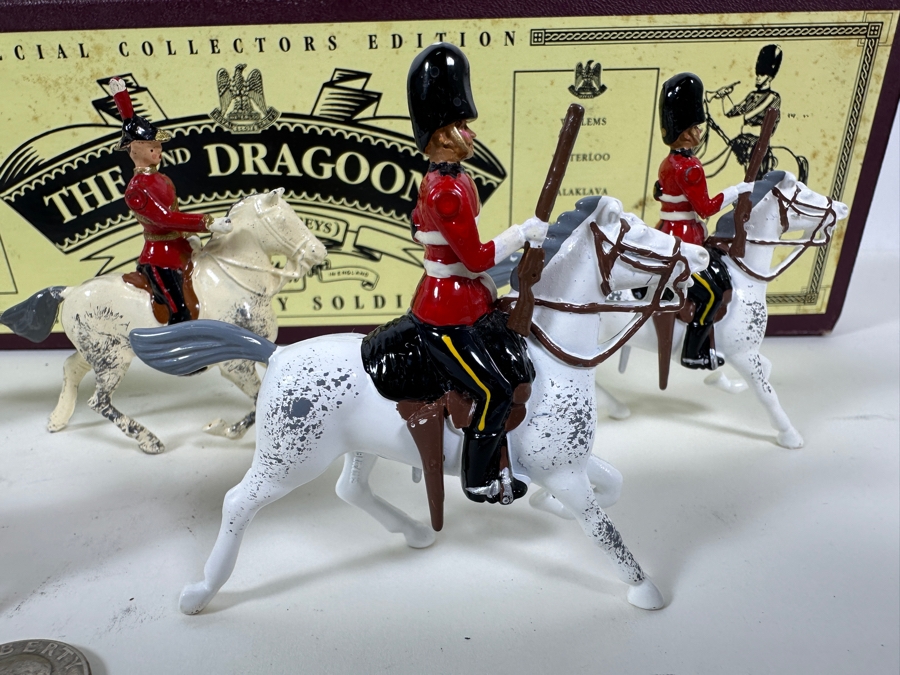 Britains Toy Soldiers The 2nd Dragoons Special Collectors Edition With Original Box 8850 Royal Scots Greys [Photo 4]