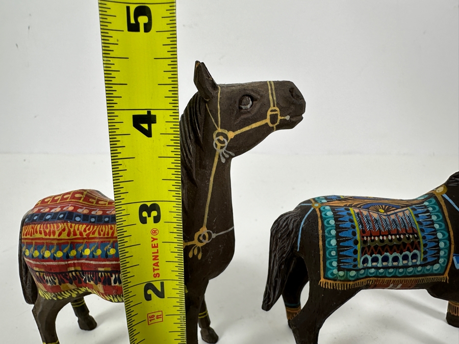 Three Vintage Hand Carved Hand Painted Wooden Horses 4.5H [Photo 6]