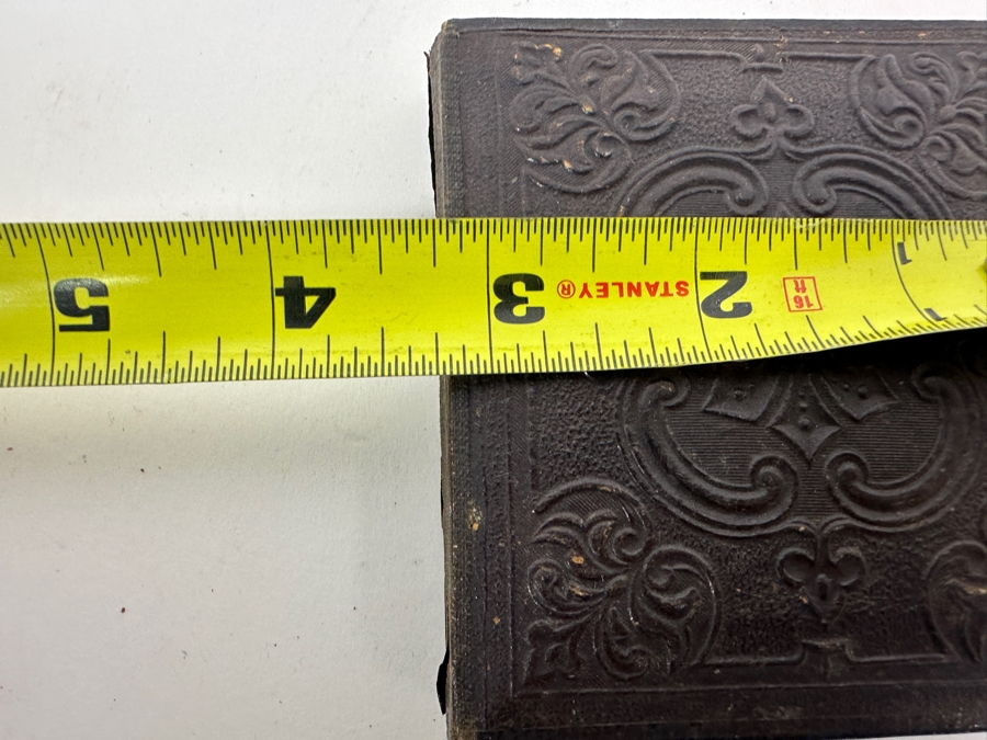 Pair Of Antique Daguerreotypes [Photo 9]