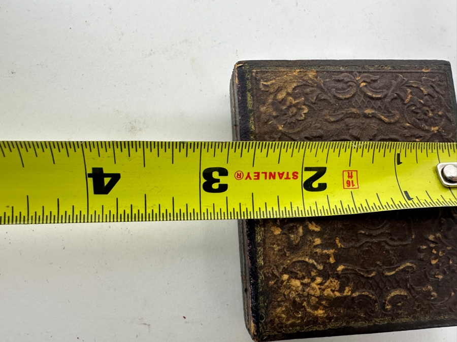 Pair Of Antique Daguerreotypes [Photo 10]