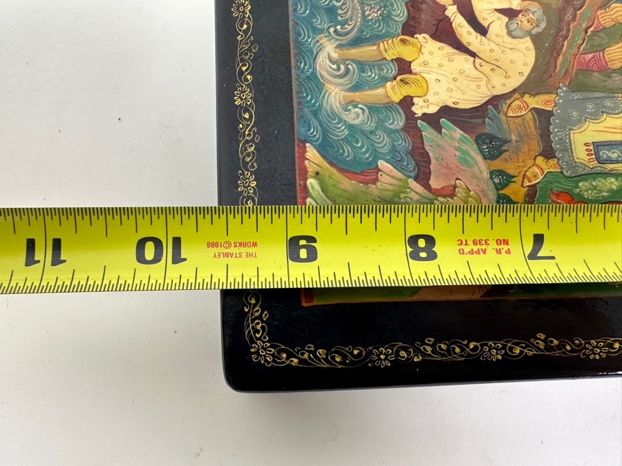 Vintage Hand Painted Russian Wooden Lacquer Box 9.5W X 5.5D X 1.75H [Photo 10]