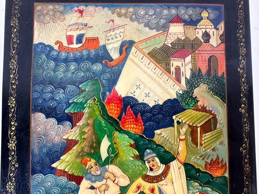 Vintage Hand Painted Russian Wooden Lacquer Box 9.5W X 5.5D X 1.75H [Photo 5]