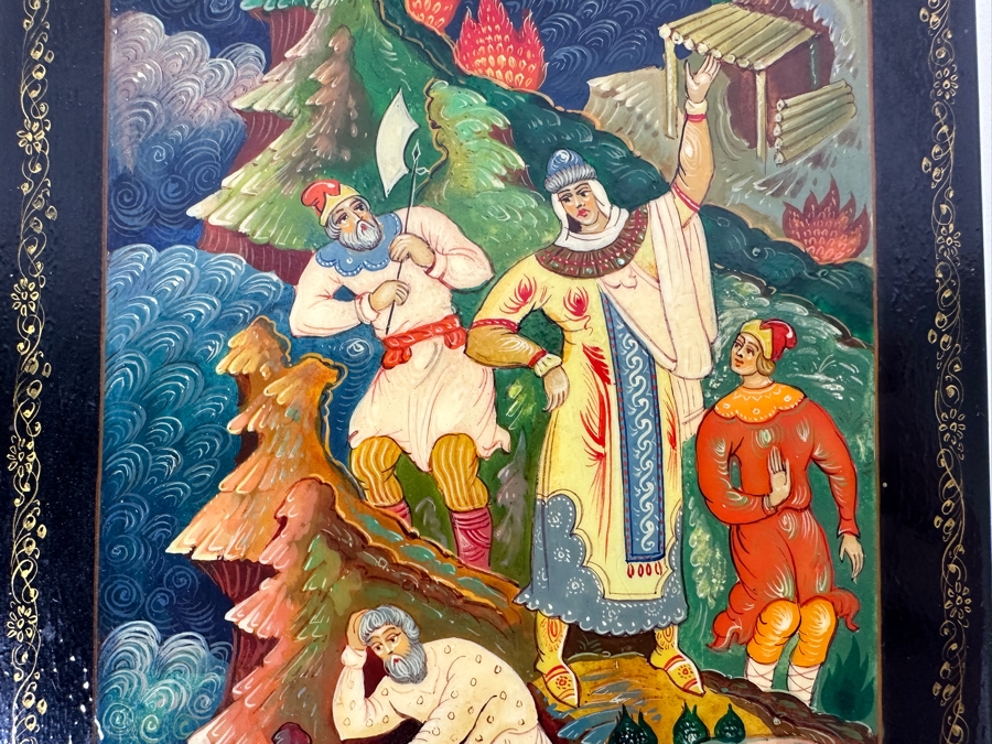 Vintage Hand Painted Russian Wooden Lacquer Box 9.5W X 5.5D X 1.75H [Photo 4]