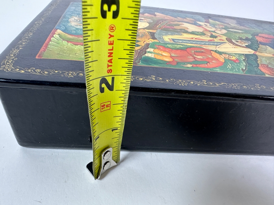 Vintage Hand Painted Russian Wooden Lacquer Box 9.5W X 5.5D X 1.75H [Photo 12]