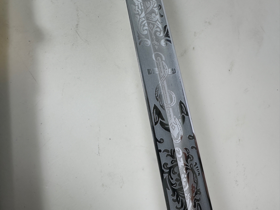 Hilborn & Hamburger Inc. New York U.S.N. Naval Officer's Ceremonial Dress Sword With Sheath And Original Leather Case 37L [Photo 5]