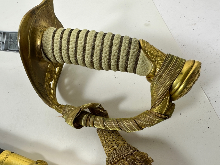 Hilborn & Hamburger Inc. New York U.S.N. Naval Officer's Ceremonial Dress Sword With Sheath And Original Leather Case 37L [Photo 10]