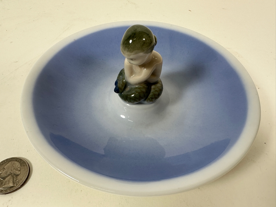 Royal Copenhagen Denmark Dish With Mermaid 6W [Photo 5]