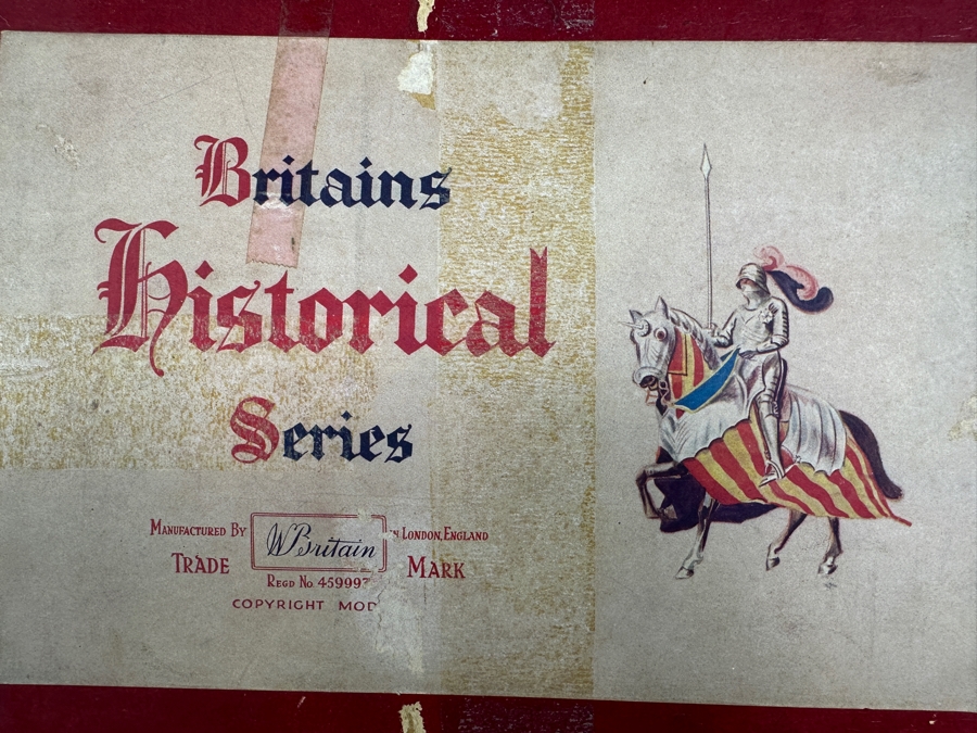Britains Toy Soldiers Historical Series Her Majesty's State Coach With Windsor Greys Horses Plus Extra Horses With Original Damaged Box [Photo 17]