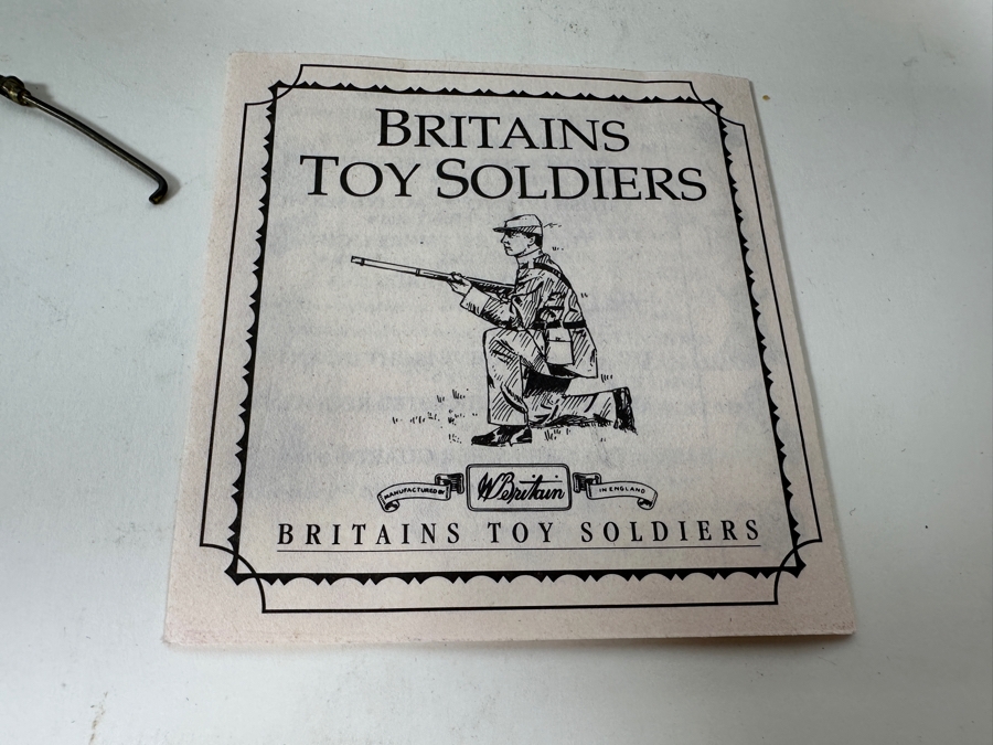 Britains Toy Soldiers Historical Series Her Majesty's State Coach With Windsor Greys Horses Plus Extra Horses With Original Damaged Box [Photo 8]