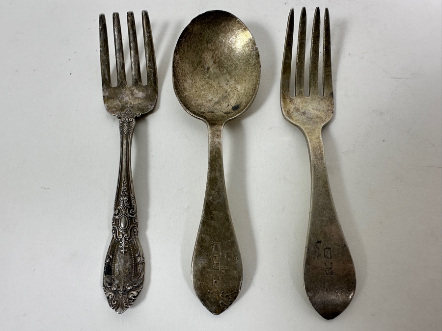 Vintage Sterling Silver Child's Pair Of Forks And Spoon 56g - Sterling Silver Melt Value = $55 [Photo 3]