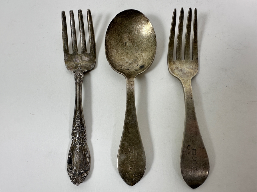 Vintage Sterling Silver Child's Pair Of Forks And Spoon 56g - Sterling Silver Melt Value = $55 [Photo 2]