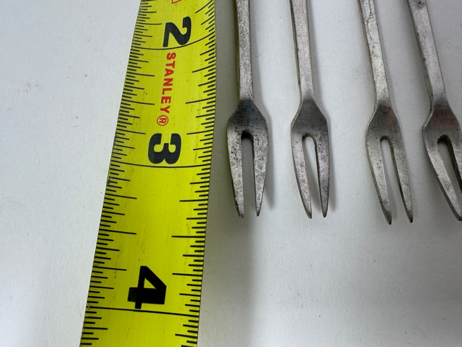 Eight .900 Silver Vintage Cocktail Forks 3.25L 43g - Sterling Silver Melt Value = $95 [Photo 6]