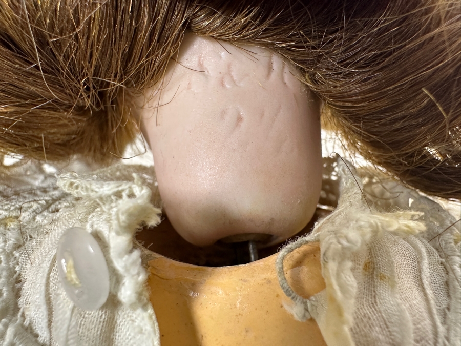 Antique Simon & Halbig Porcelain Head Doll With Composition Body 12'H [Photo 10]