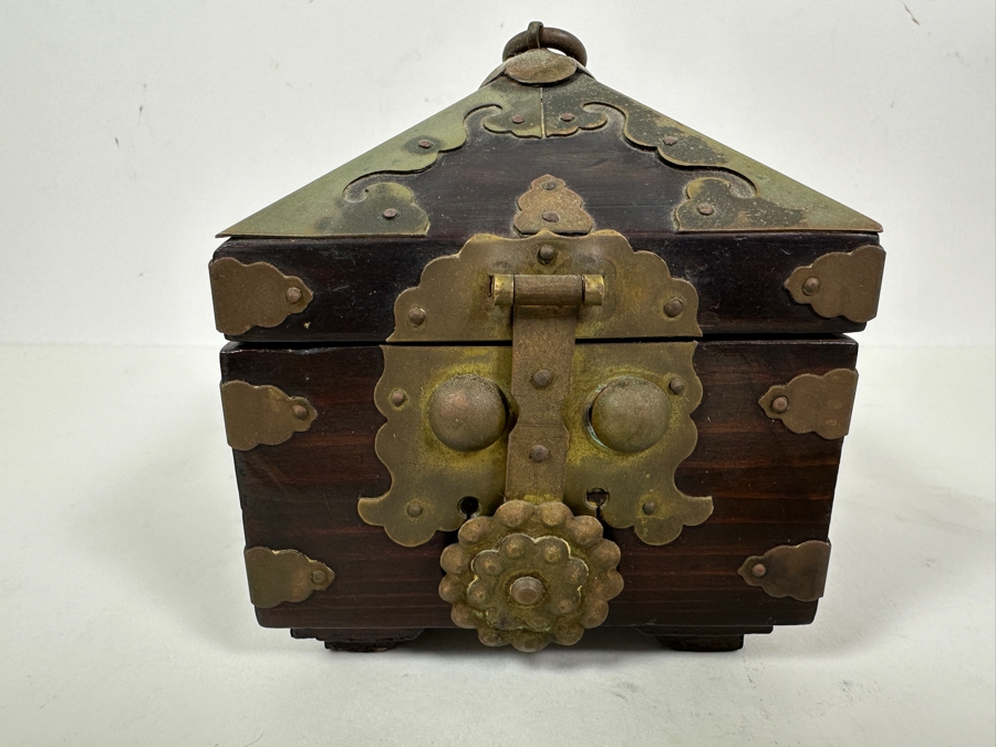 Vintage Korean Wooden & Brass Seal Box 4.25W X 4.25D X 5H [Photo 2]