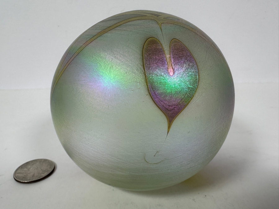 Vintage Irridescent Art Glass Paperweight By Glasshouse Studio Art With Hearts 3.5W [Photo 5]