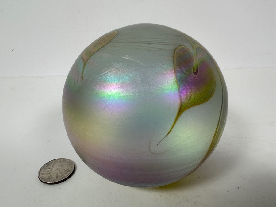 Vintage Irridescent Art Glass Paperweight By Glasshouse Studio Art With Hearts 3.5W [Photo 3]
