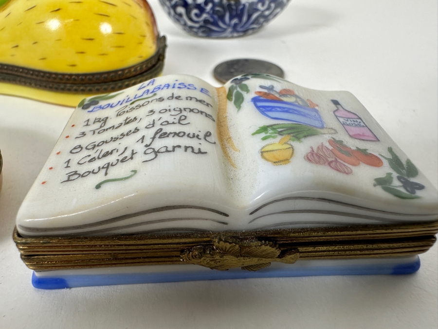 Collection Of Five Vintage Limoges France Hand Painted Porcelain Boxes [Photo 7]