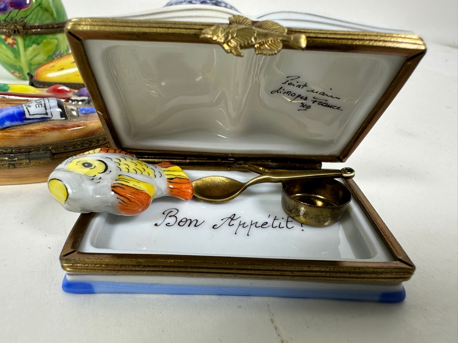 Collection Of Five Vintage Limoges France Hand Painted Porcelain Boxes [Photo 12]