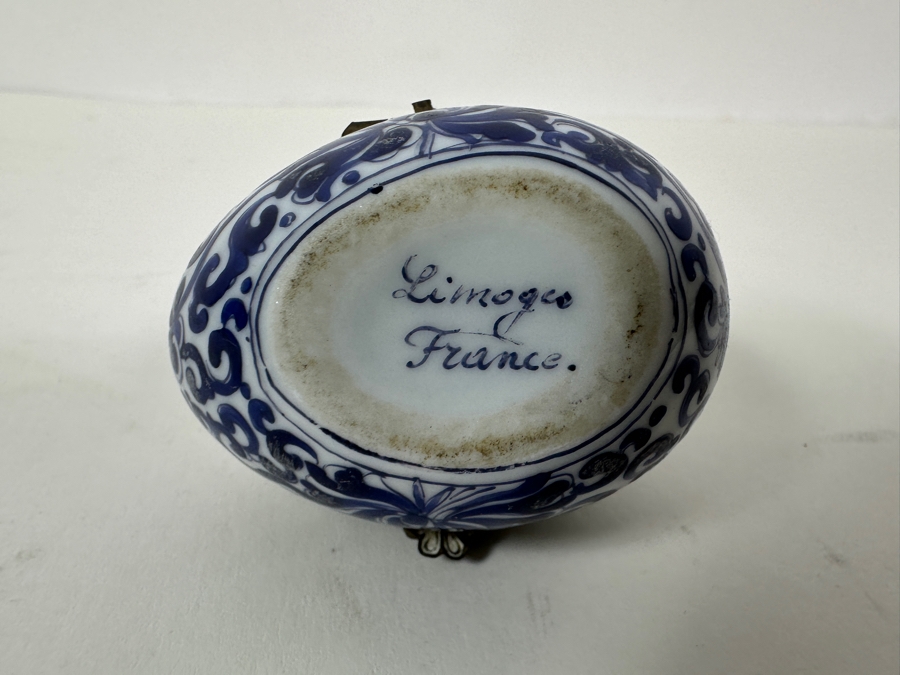 Collection Of Five Vintage Limoges France Hand Painted Porcelain Boxes [Photo 18]