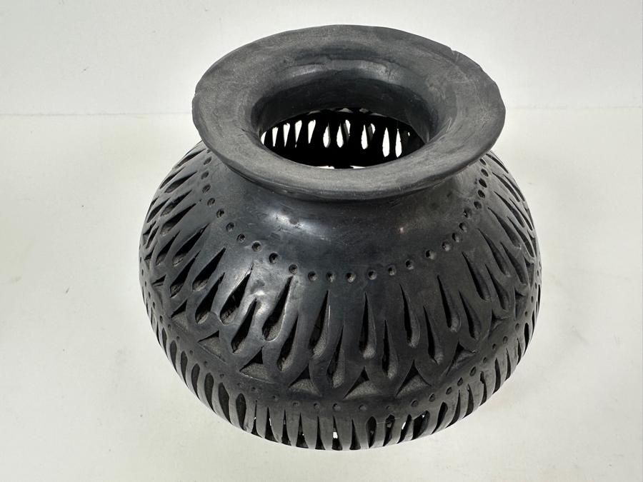 Barro Negro Pottery From Oaxaca Mexico Vase 6H [Photo 4]