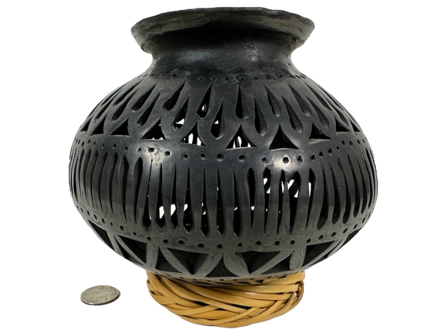 Barro Negro Pottery From Oaxaca Mexico Vase 6H [Photo 1]