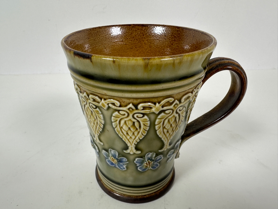 Vintage Doulton Lambeth English Hand Painted Cup 4.25H [Photo 3]