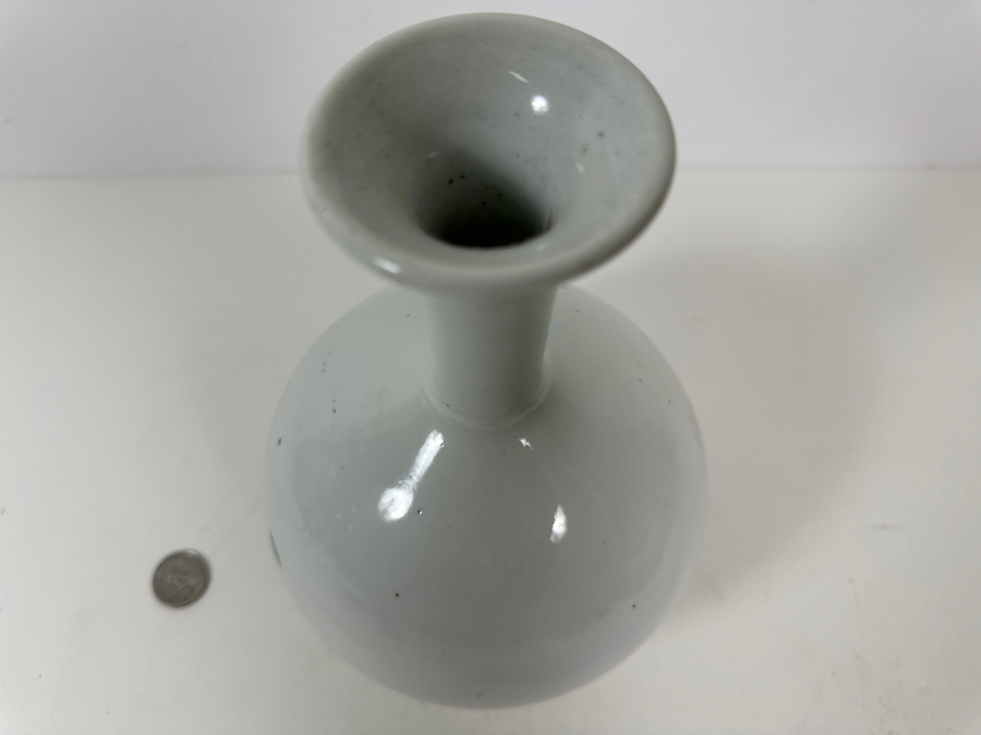 Antique White Porcelain Asian Vase - Bottom Has Cracks - See Photos 9.25H [Photo 5]