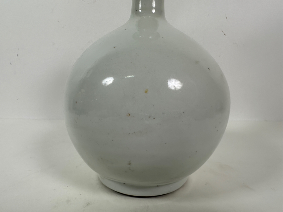Antique White Porcelain Asian Vase - Bottom Has Cracks - See Photos 9.25H [Photo 6]