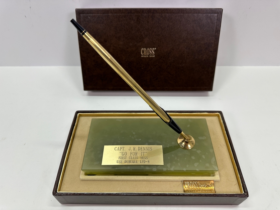 Cross Pen Marble Desk Set Inscribed Capt. J. R. Dennis 'Go For It' USS Dubuque LPD-8 [Photo 3]