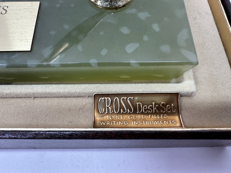 Cross Pen Marble Desk Set Inscribed Capt. J. R. Dennis 'Go For It' USS Dubuque LPD-8 [Photo 6]