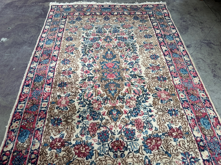 Stunning Vintage Hand Knotted Wool Persian Area Rug 37 X 59 [Photo 3]