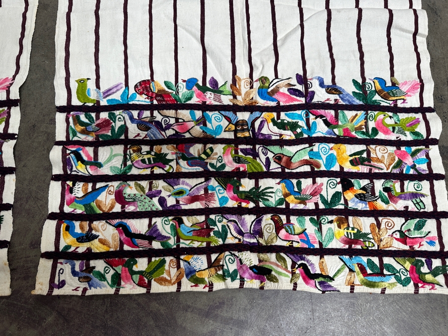 Vintage Guatemalan Textiles [Photo 2]