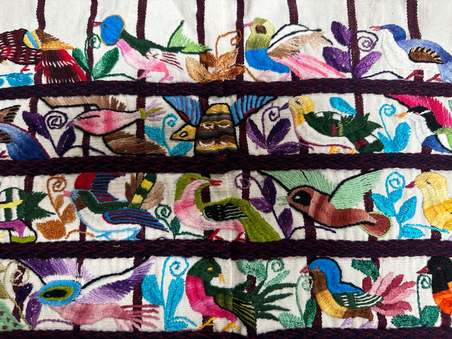 Vintage Guatemalan Textiles [Photo 4]