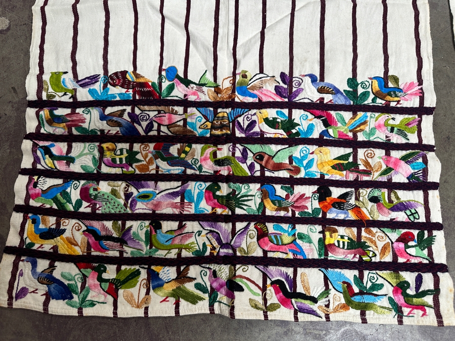 Vintage Guatemalan Textiles [Photo 3]