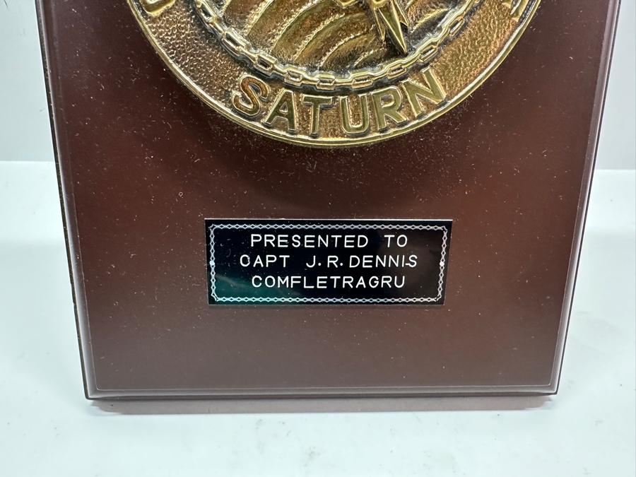 Vintage US Navy Plaque Awarded To Capt. J. R. Dennis For Saturn Mission Off Japan COMFLETRAGRU 7W X 10H [Photo 4]