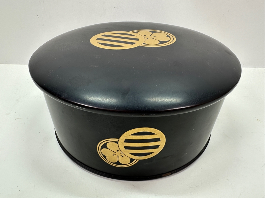 Large Vintage Japanese Lacquer Wooden Round Box 10.5W X 4.5H [Photo 4]