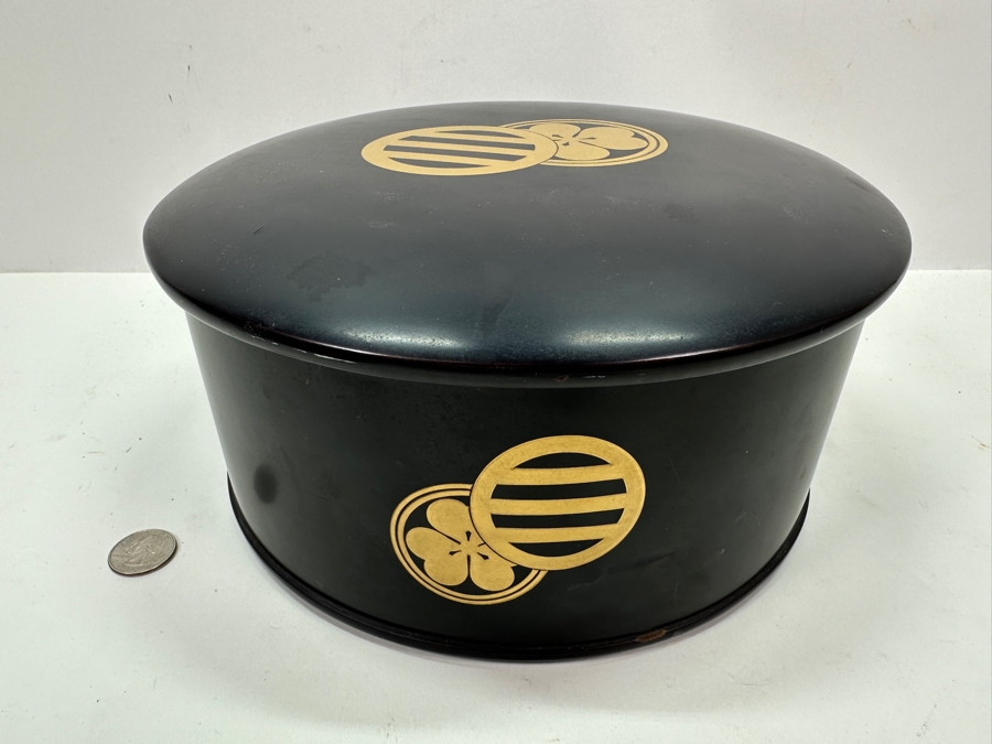 Large Vintage Japanese Lacquer Wooden Round Box 10.5W X 4.5H [Photo 2]